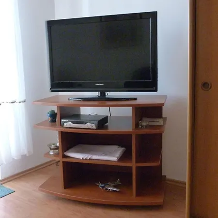 Katja Mit Balkon By Interhome Apartamento Banjole