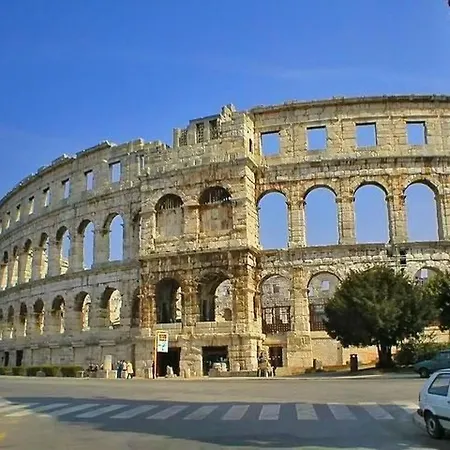 아파트 Katja Mit Balkon By Interhome *