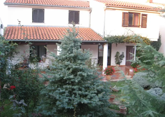 Katja Mit Balkon By Interhome Banjole